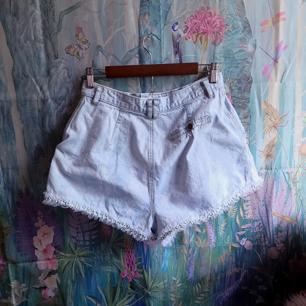 Vintage High-waisted Cottagecore Denim Shorts Reworked - Picture 11 of 14